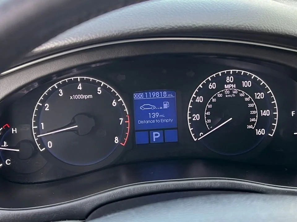 2014 Hyundai Genesis - Image 20 of 20