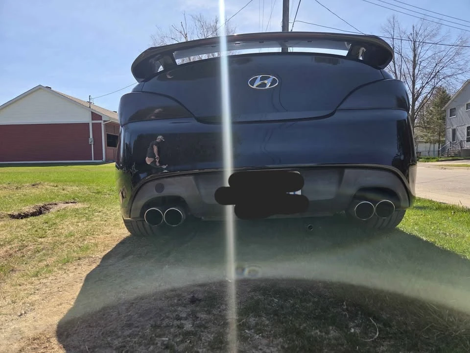 2014 Hyundai Genesis - Image 2 of 9