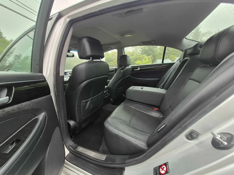 2014 Hyundai Genesis - Image 6 of 7
