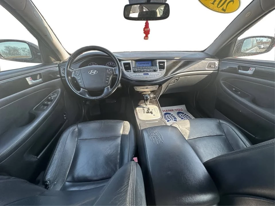 2014 Hyundai Genesis - Image 12 of 20