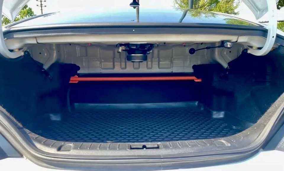 2014 Hyundai Genesis - Image 11 of 11