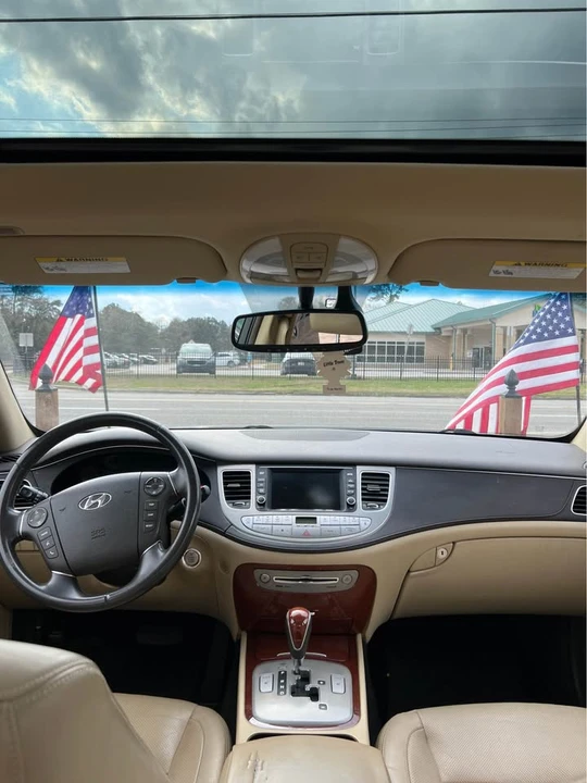 2014 Hyundai Genesis - Image 3 of 7