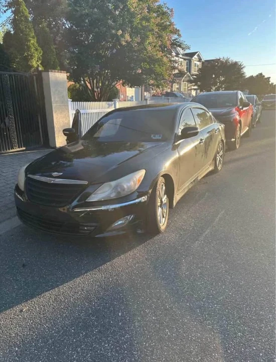2014 Hyundai Genesis - Image 15 of 15