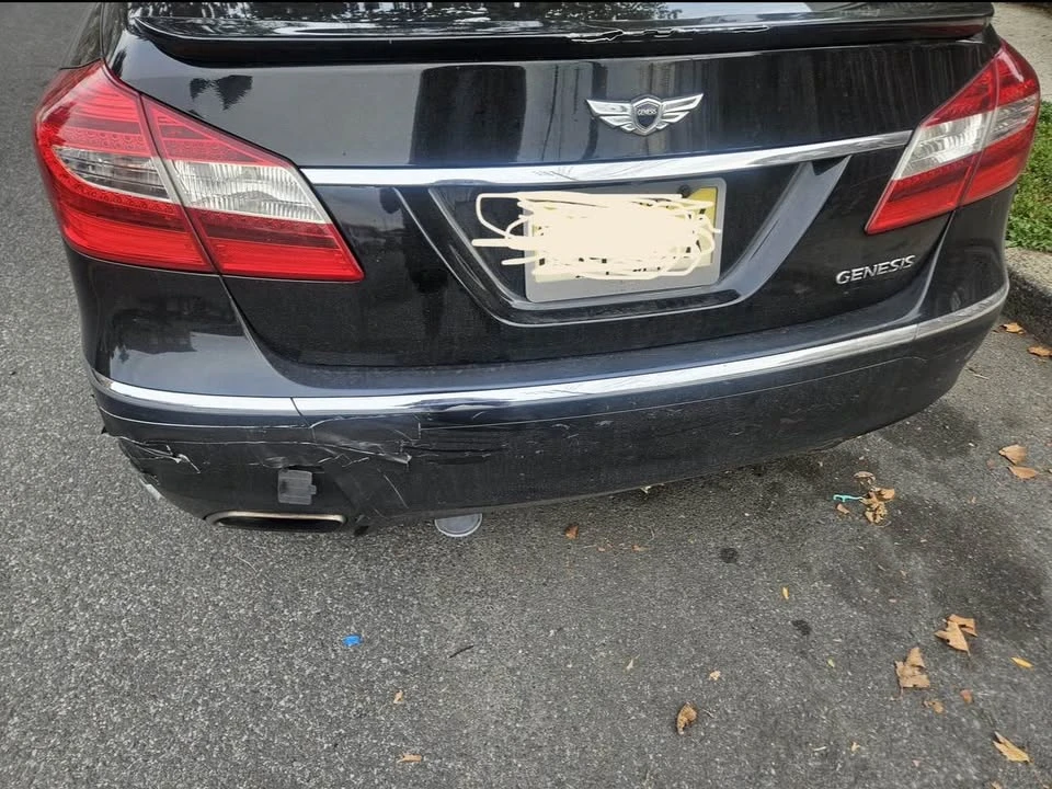 2014 Hyundai Genesis - Image 4 of 15