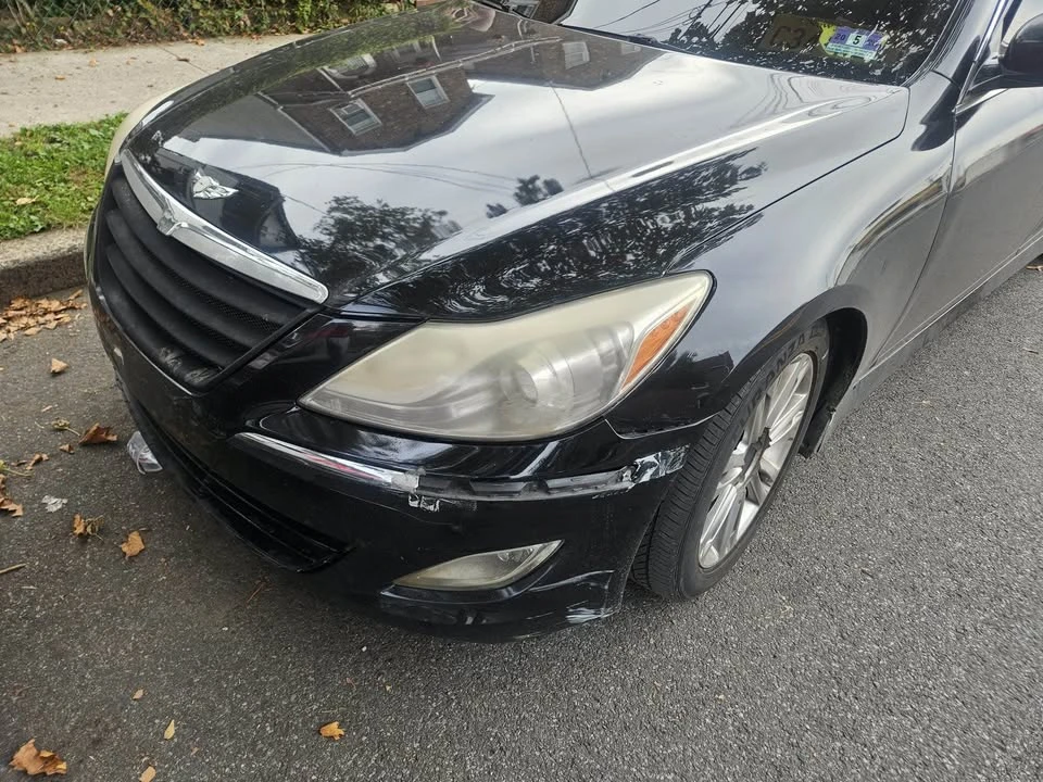 2014 Hyundai Genesis - Image 7 of 15