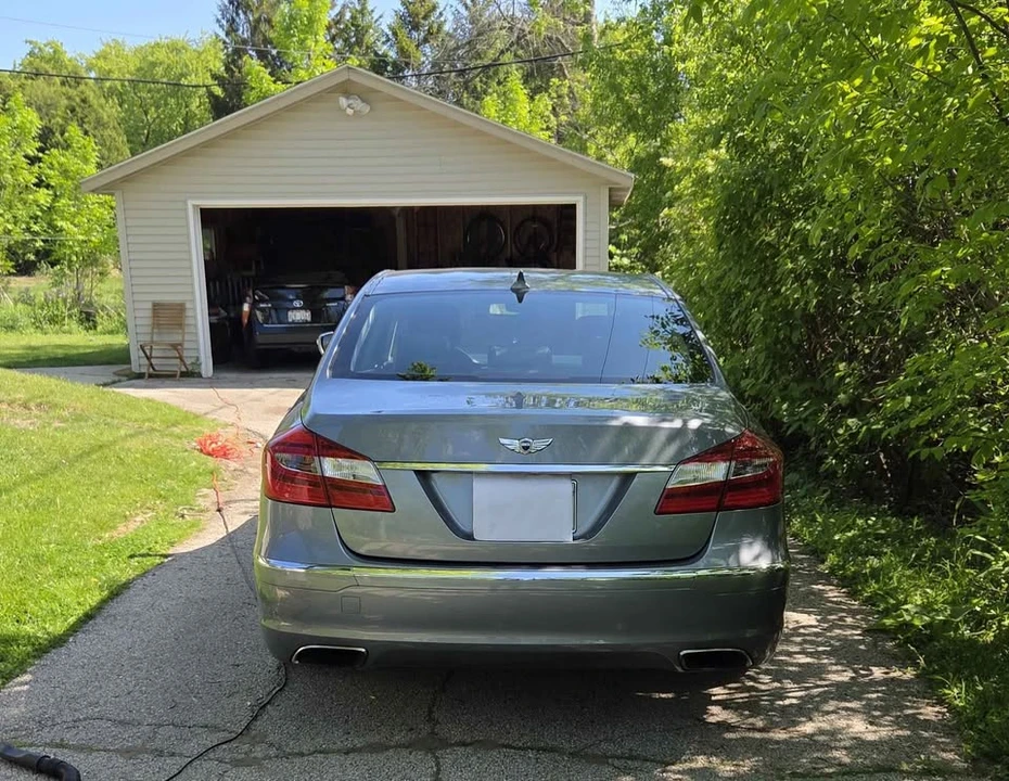 2014 Hyundai Genesis - Image 4 of 21