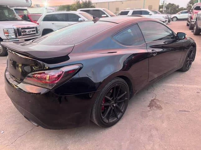 2014 Hyundai Genesis - Image 6 of 12