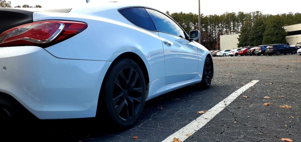 2014 Hyundai Genesis - Image 4 of 7