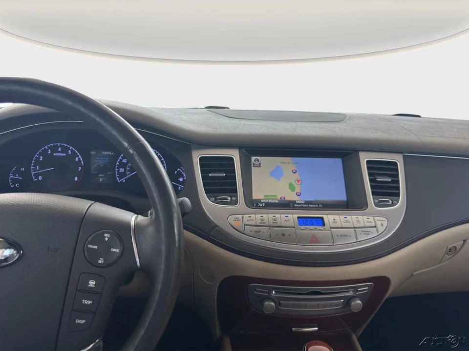 2014 Hyundai Genesis - Image 16 of 21