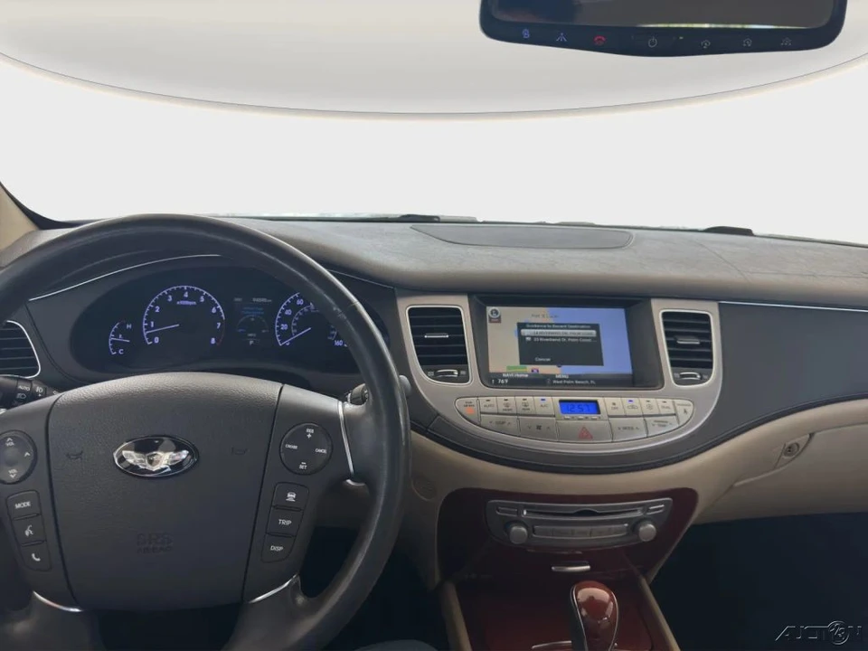2014 Hyundai Genesis - Image 15 of 21