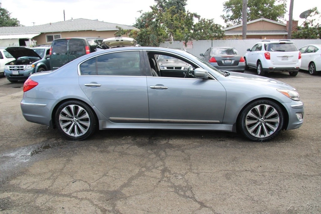 2014 Hyundai Genesis - Image 7 of 21