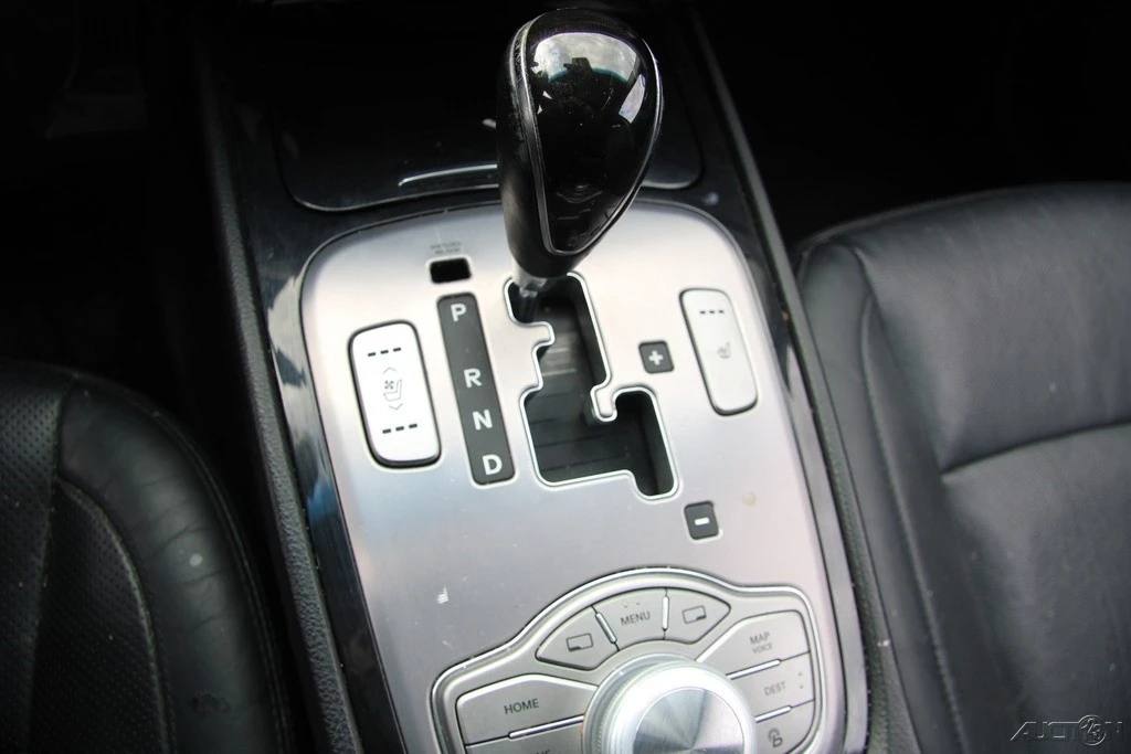 2014 Hyundai Genesis - Image 19 of 21