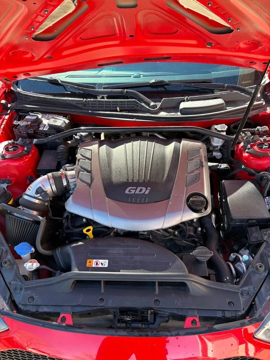 2014 Hyundai Genesis Coupe - Image 5 of 10