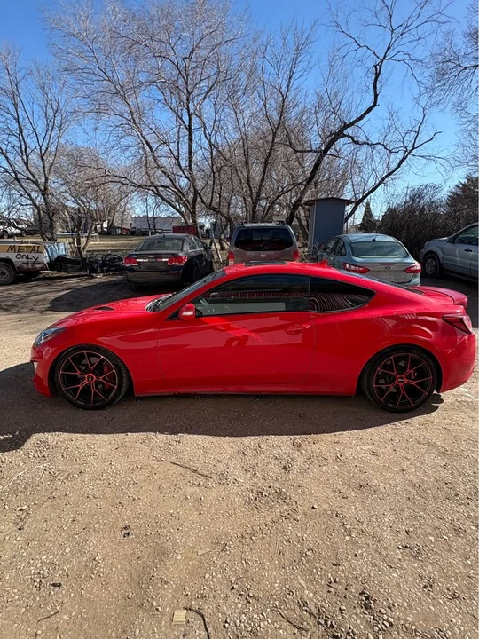 2014 Hyundai Genesis Coupe - Image 2 of 10