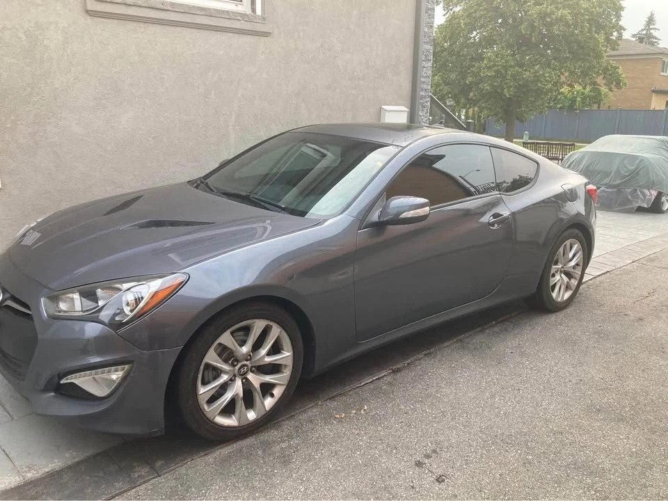 2014 Hyundai Genesis Coupe - Image 2 of 3