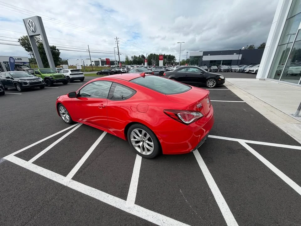 2014 Hyundai Genesis Coupe - Image 4 of 11