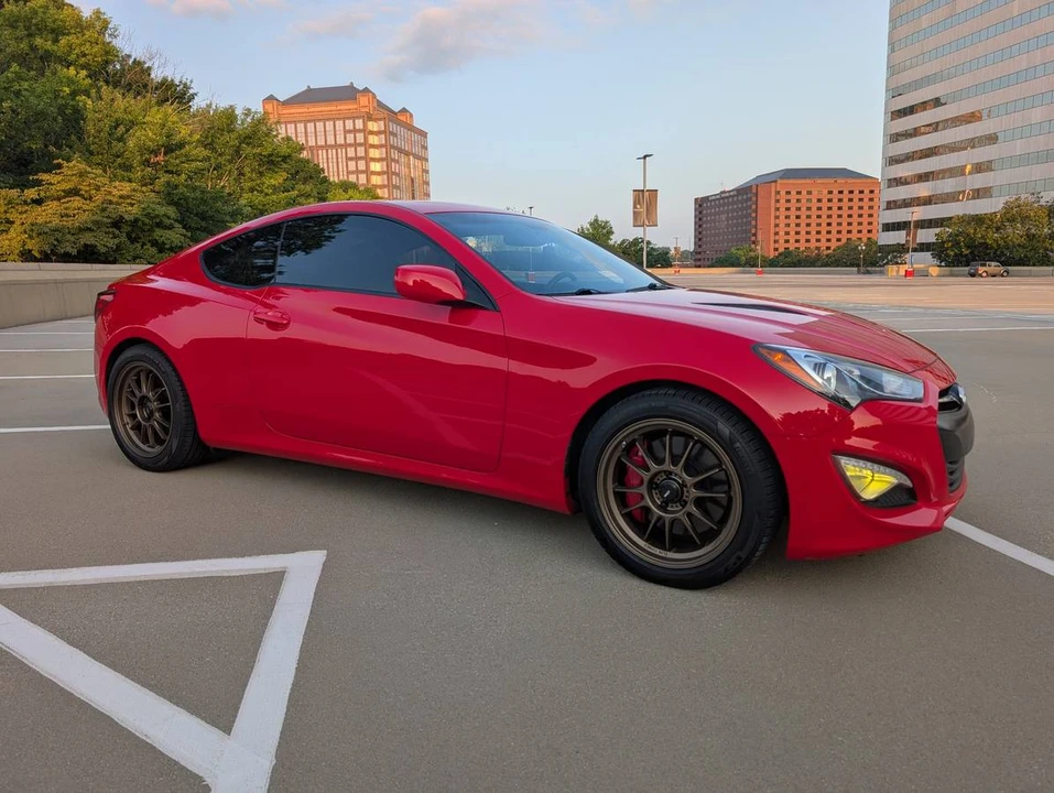 2014 Hyundai Genesis Coupe - Image 3 of 23