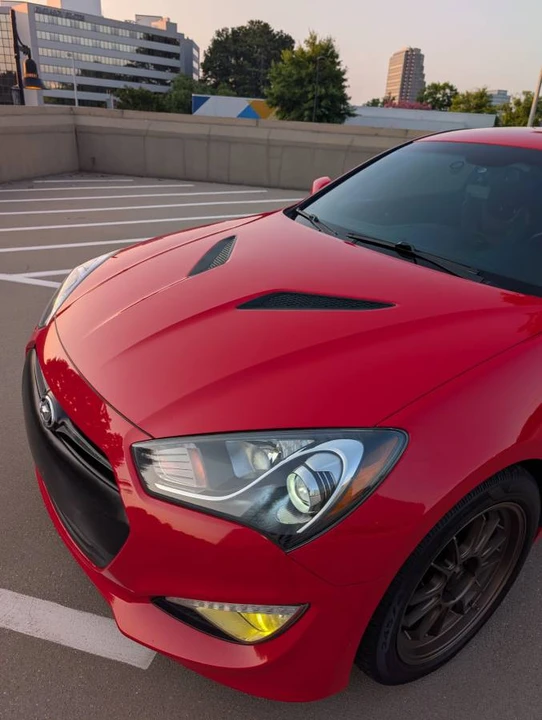 2014 Hyundai Genesis Coupe - Image 8 of 23