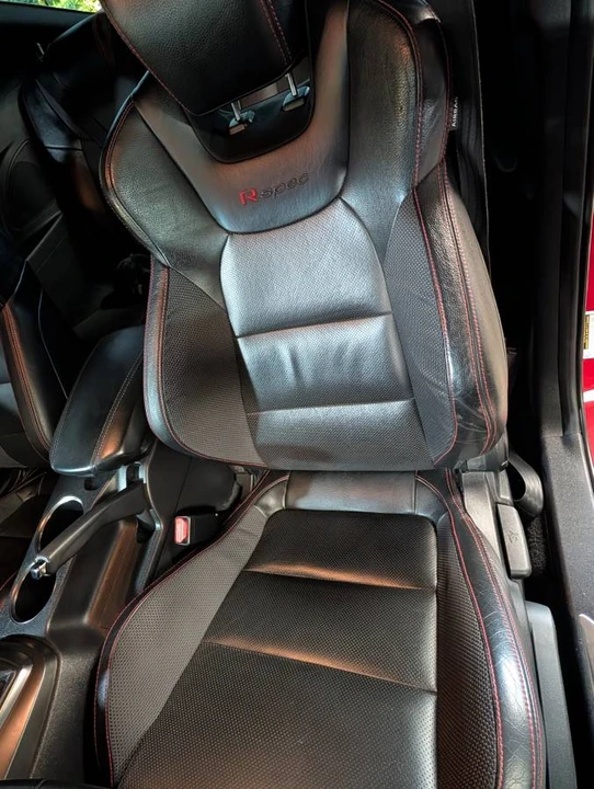 2014 Hyundai Genesis Coupe - Image 16 of 23