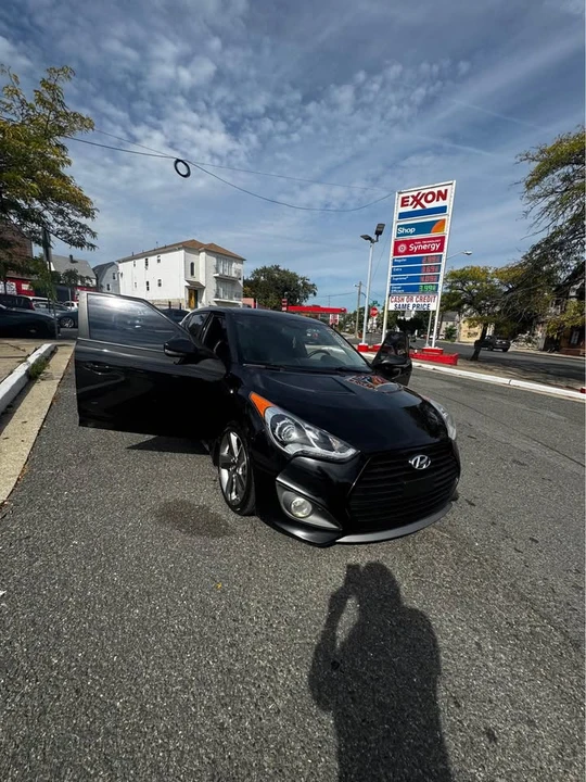 2014 Hyundai Genesis Coupe - Image 11 of 15