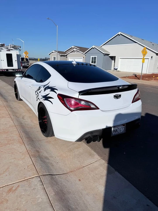 2014 Hyundai Genesis Coupe - Image 2 of 6