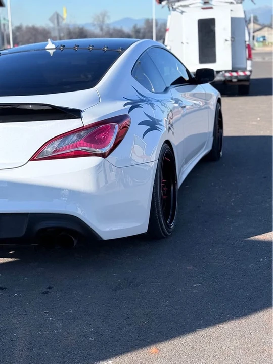 2014 Hyundai Genesis Coupe - Image 6 of 6