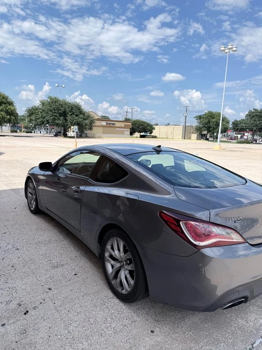 2014 Hyundai Genesis Coupe - Image 7 of 19