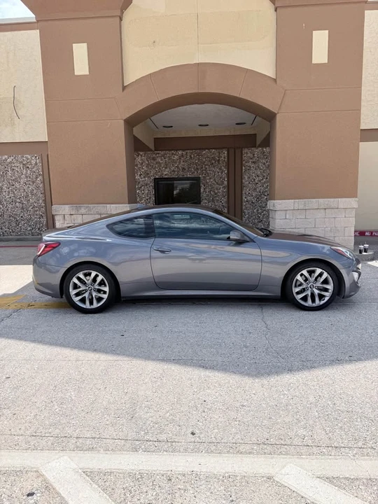 2014 Hyundai Genesis Coupe - Image 4 of 19