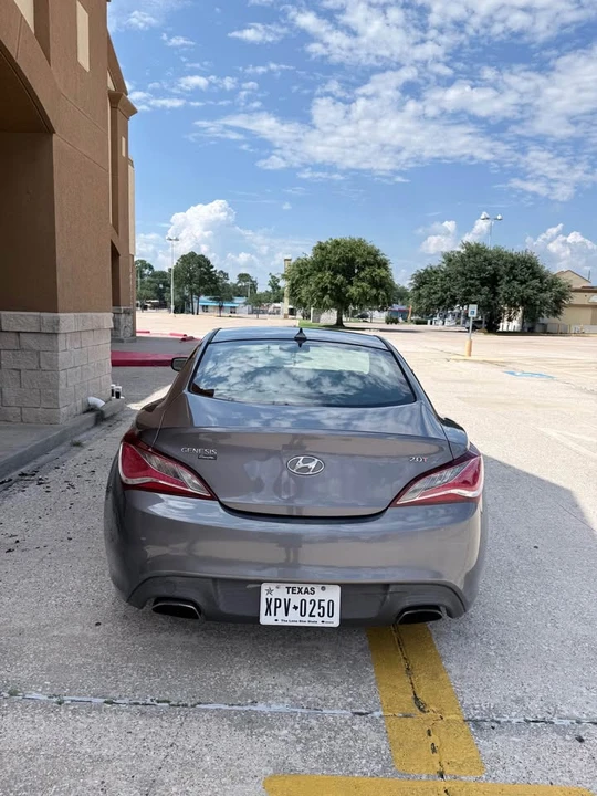2014 Hyundai Genesis Coupe - Image 6 of 19