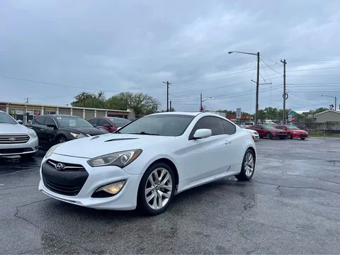 2014 Hyundai Genesis Coupe 2.0T Coupe 2D