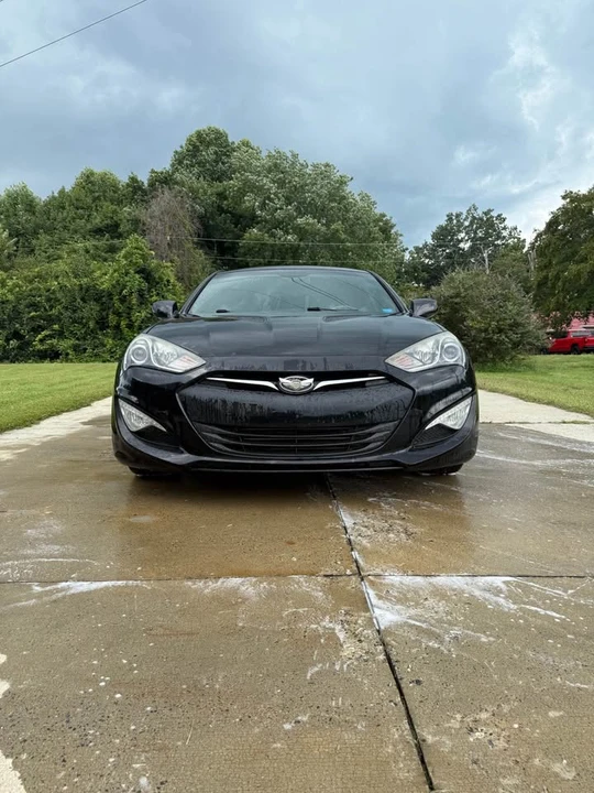2014 Hyundai Genesis Coupe - Image 2 of 11