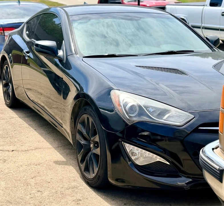 2014 Hyundai Genesis Coupe - Image 7 of 15