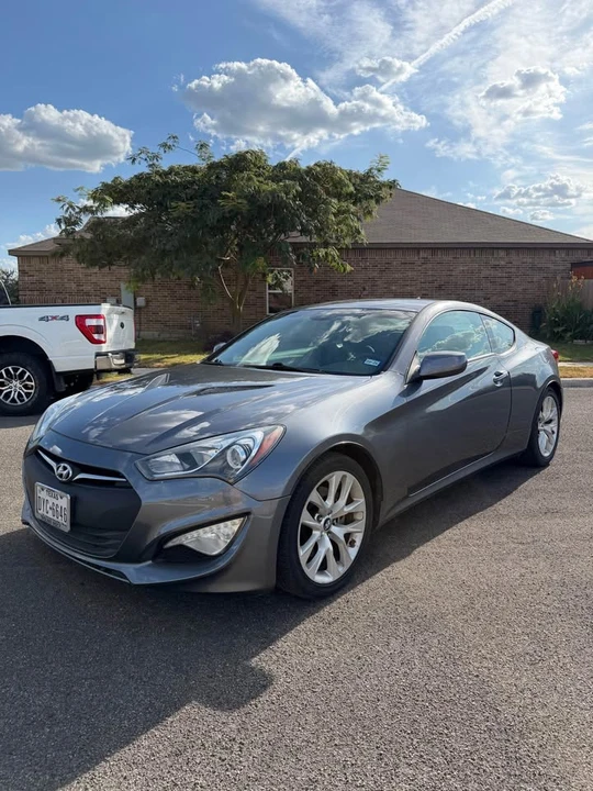 2014 Hyundai Genesis Coupe - Image 3 of 15