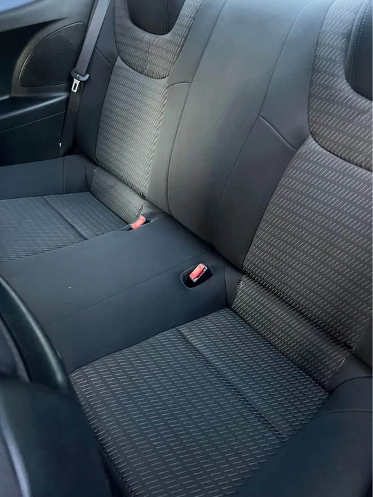 2014 Hyundai Genesis Coupe - Image 6 of 10