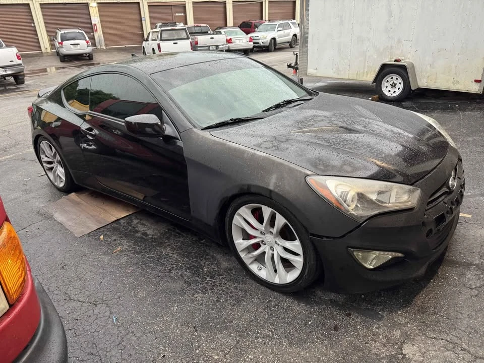 2014 Hyundai Genesis Coupe - Image 5 of 6