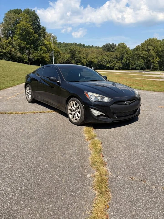 2014 Hyundai Genesis Coupe - Image 3 of 12
