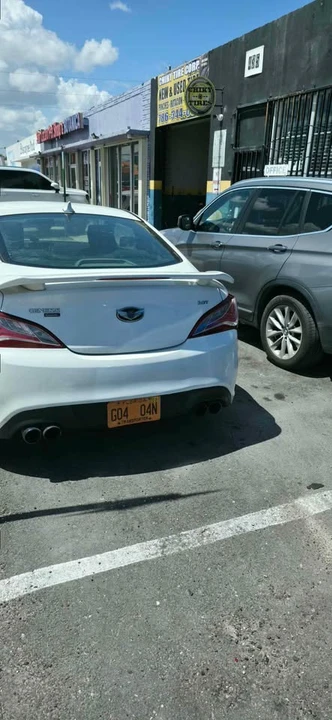 2014 Hyundai Genesis Coupe - Image 5 of 5
