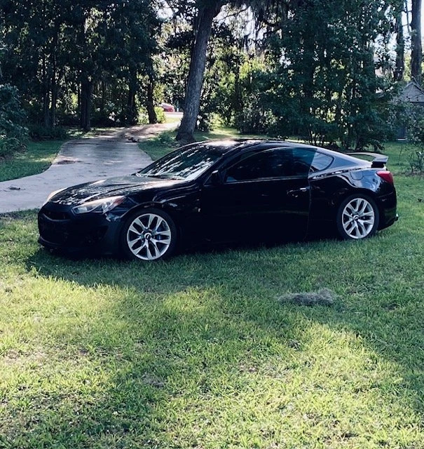 2014 Hyundai Genesis Coupe - Image 4 of 5