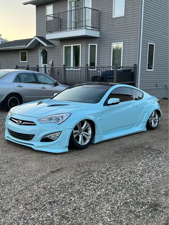 2014 Hyundai Genesis Coupe - Image 2 of 9