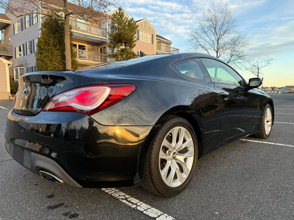 2014 Hyundai Genesis Coupe - Image 4 of 16