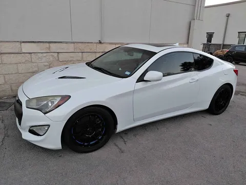 2014 Hyundai Genesis Coupe 2.0T Premium