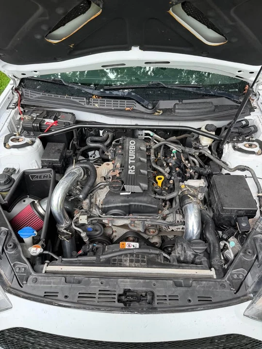 2014 Hyundai Genesis Coupe - Image 6 of 8