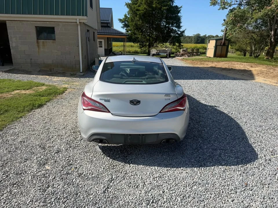 2014 Hyundai Genesis Coupe - Image 7 of 17