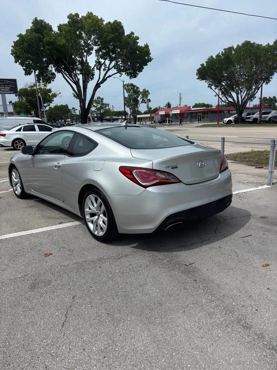 2014 Hyundai Genesis Coupe - Image 3 of 8