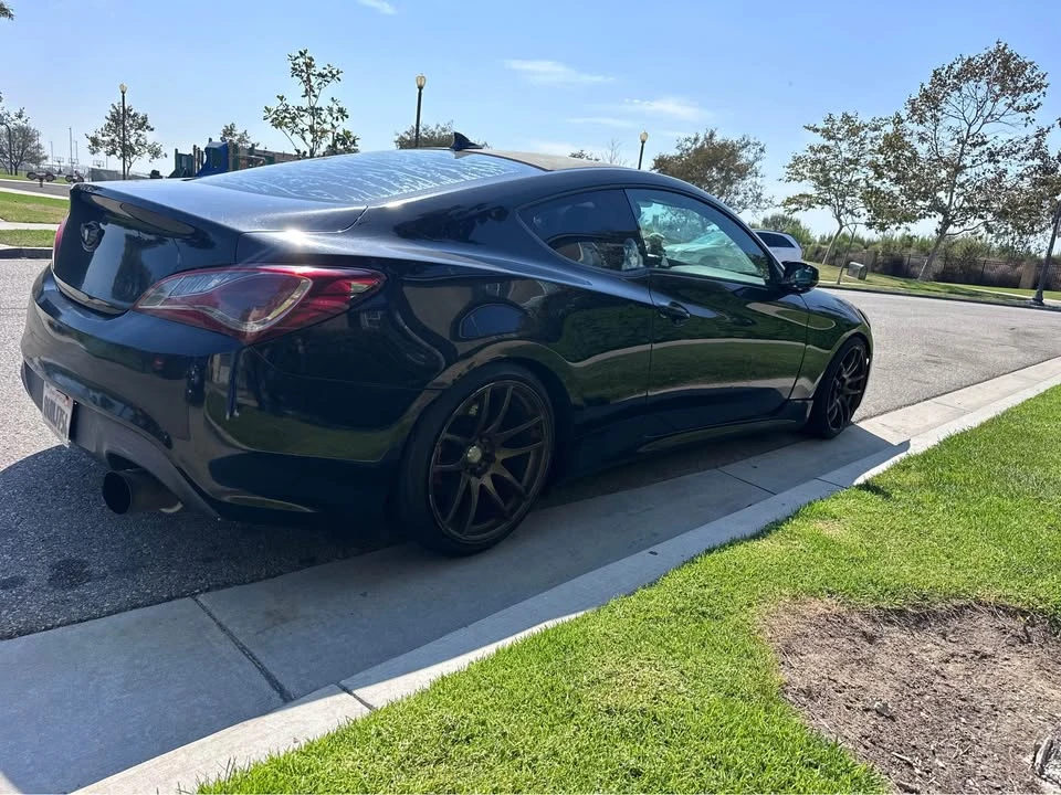 2014 Hyundai Genesis Coupe - Image 5 of 13