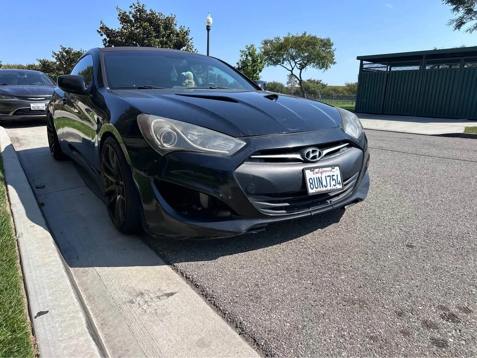 2014 Hyundai Genesis Coupe - Image 8 of 13