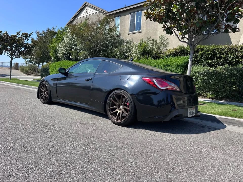 2014 Hyundai Genesis Coupe - Image 3 of 13