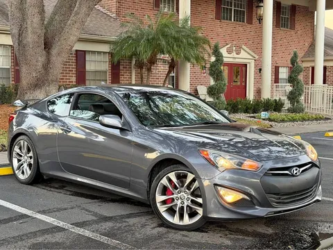 2014 Hyundai Genesis Coupe 2.0T R-Spec