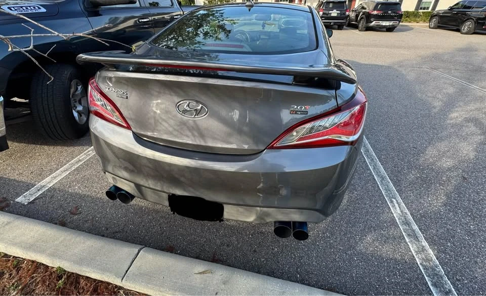 2014 Hyundai Genesis Coupe - Image 3 of 8