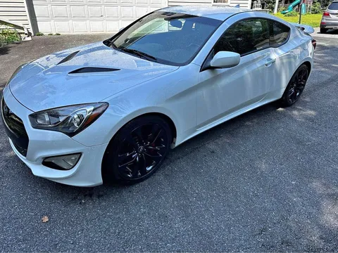2014 Hyundai Genesis Coupe 2.0T R-Spec